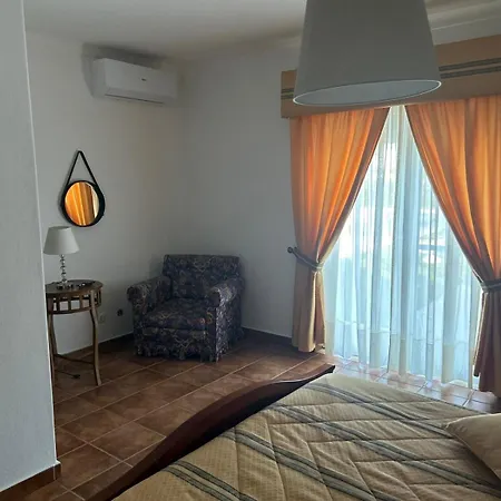 Villa Casa De Campo Nyaraló Portimão